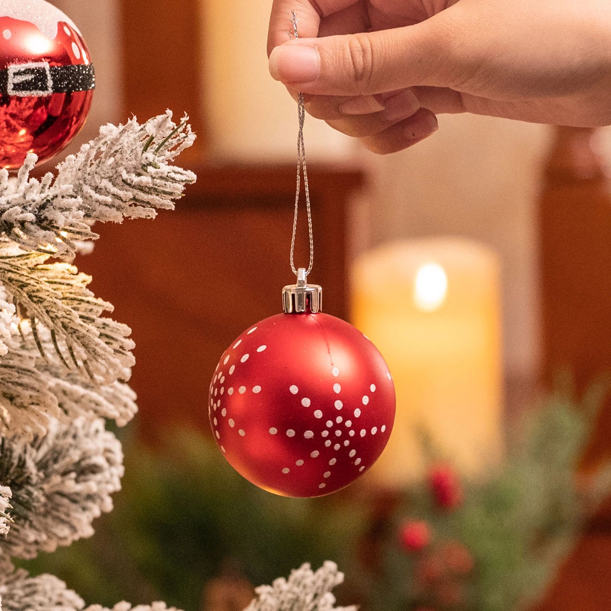 70Ct Christmas Ornaments Set, Red White Christmas Tree Ornaments for Holiday Party Decor