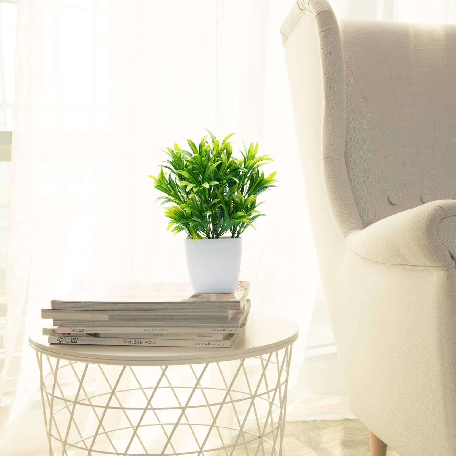 Faux Plants Mini Potted Plastic Fake Green Plant Artificial Plants Aloe with White Square Pots for Home Decor (White Square Plastic Pots)