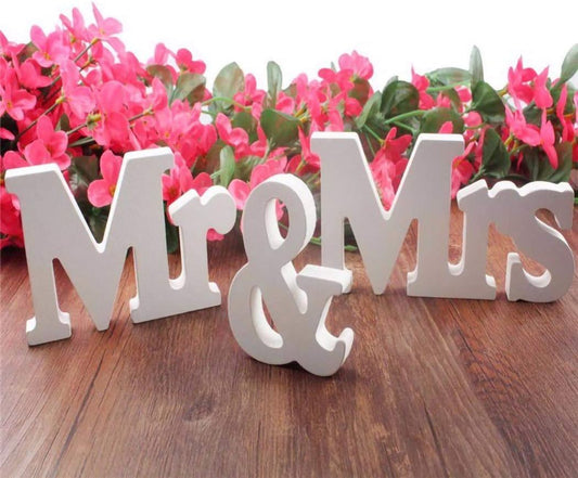 Mr Mrs Sign Letters 3D White Wooden Letters Decoration Wooden Mr and Mrs Letters for Party Wedding Table Decoration Photo Props (White)