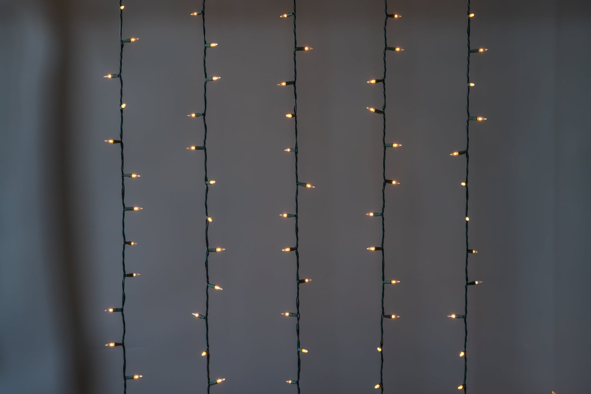 100 Count Mini String Christmas Lights, Clear - 22 Feet Indoor/Outdoor Christmas Tree Lights with Green Wire